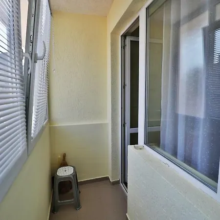 Global Star Apartment Varna