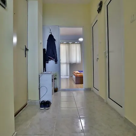 Global Star Apartment Varna